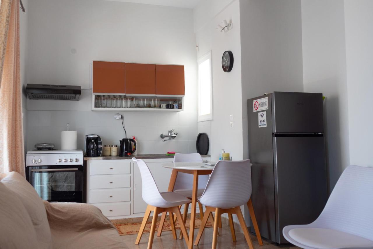 Whitehouse Loutraki Apartment Luaran gambar