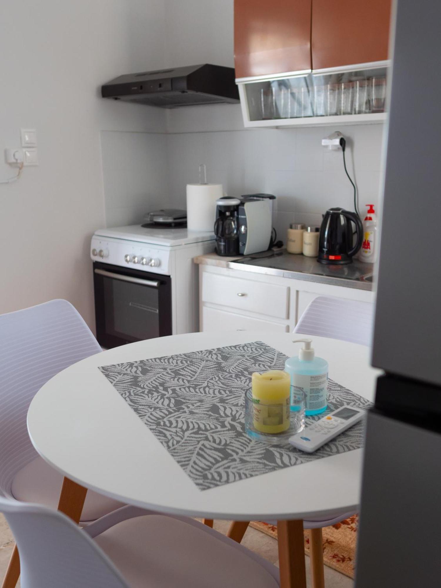 Whitehouse Loutraki Apartment Luaran gambar